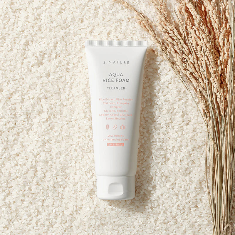 Putojantis veido prausiklis "Aqua Rice Foam Cleanser ", 80 ml