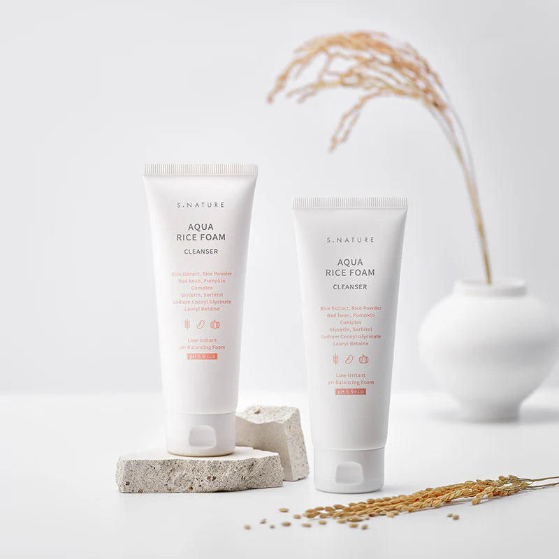 Putojantis veido prausiklis "Aqua Rice Foam Cleanser ", 80 ml