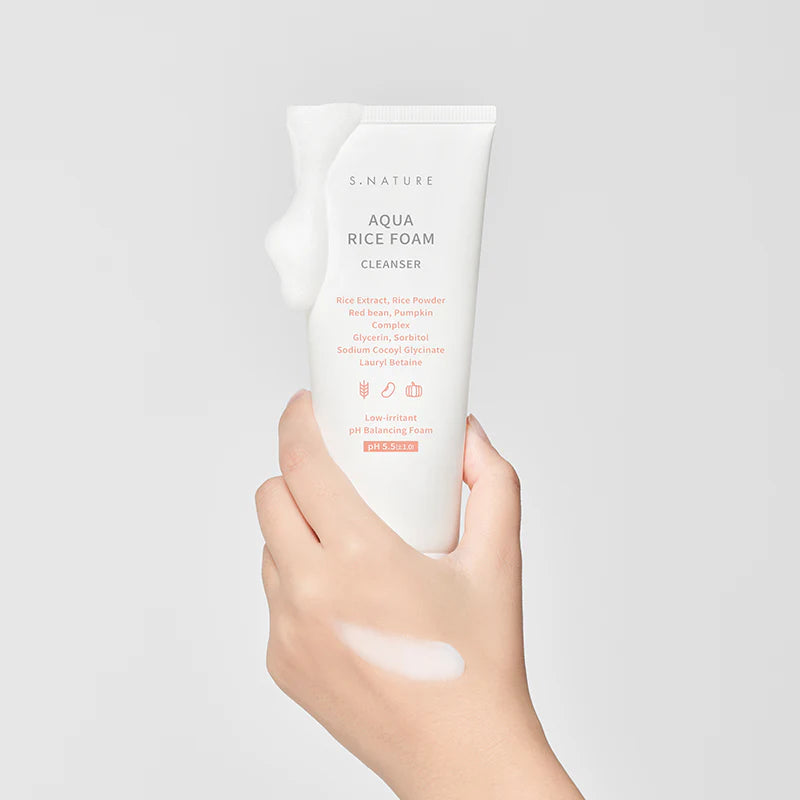 Putojantis veido prausiklis "Aqua Rice Foam Cleanser ", 80 ml