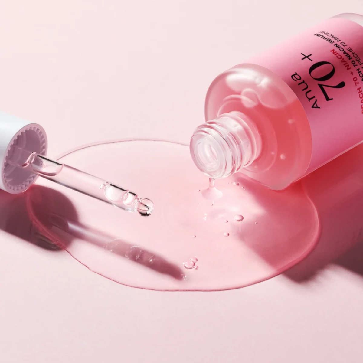Skaistinamasis veido serumas su 70 % persikų ekstrakto ir 5 % niacinamido  "Peach 70 Niacin Serum Mini", 10 ml