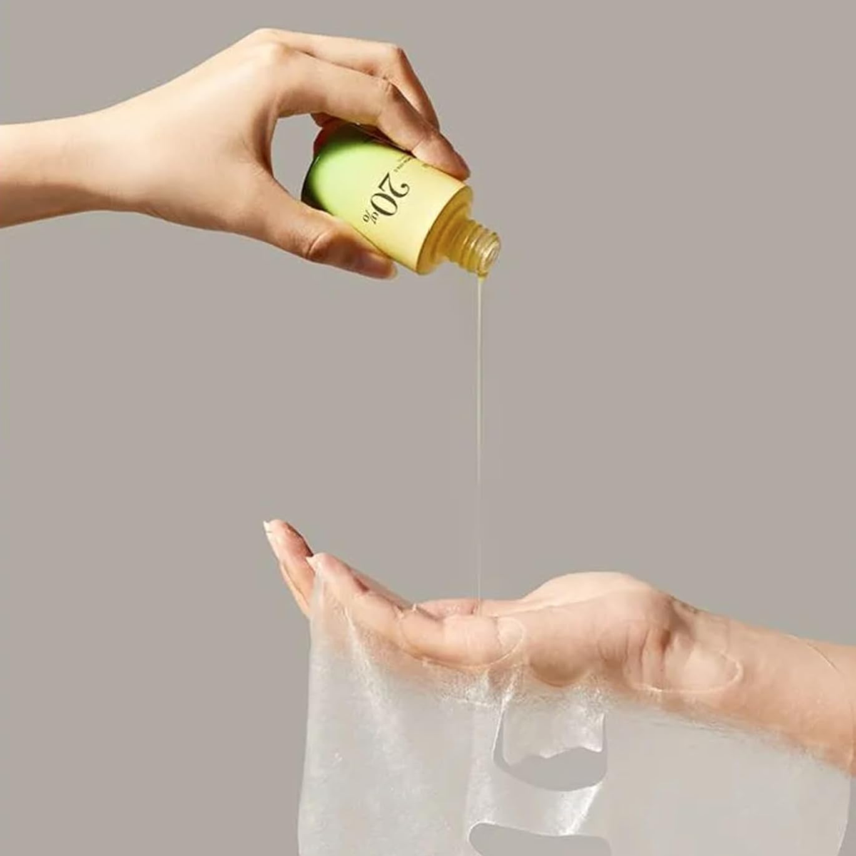 Skaistinanti lakštinė veido kaukė su vitaminu C "Vitamin C Blemish Serum Mask", 25 ml