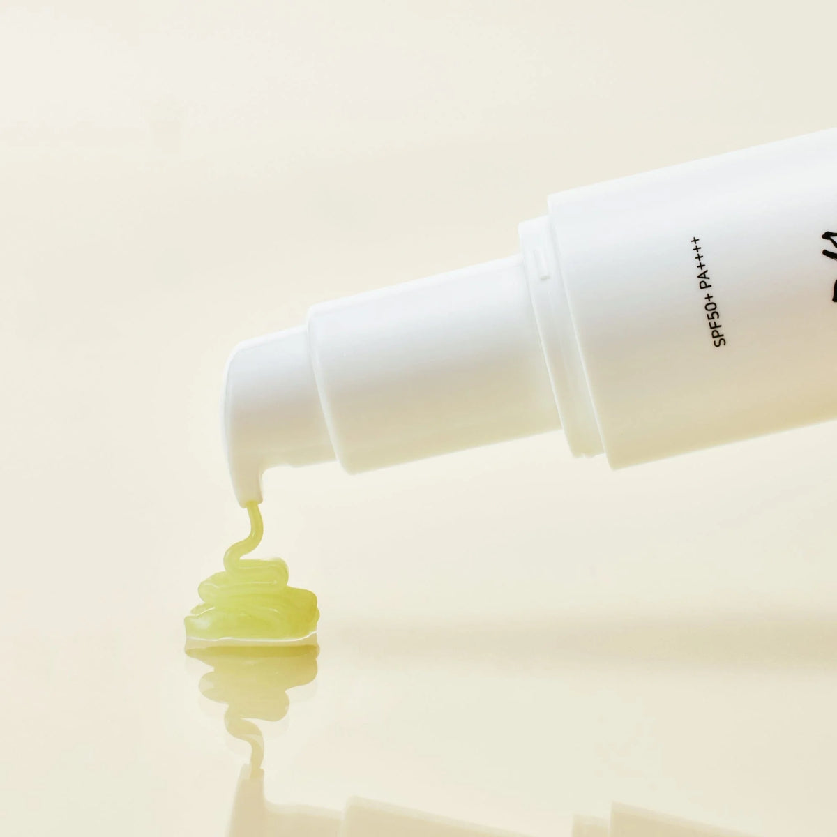 Veido serumas su ženšenio ekstraktu "Ginseng Moist Sun Serum SPF50+ PA++++", 50 ml