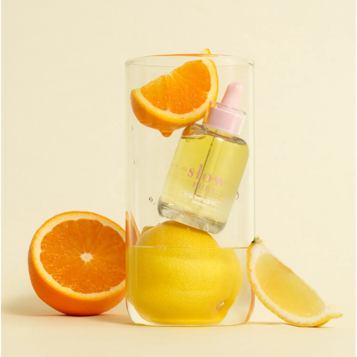 Šviesinamasis veido serumas "Brightening Tone Serum", 50 ml